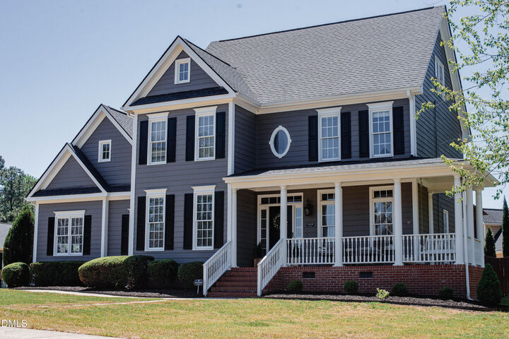Property Photo: 1114 Clematis Street NC 27545