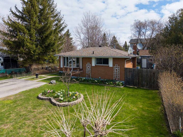 Photo de la propriété:  67 East Street E  ON L9Y 3W7 