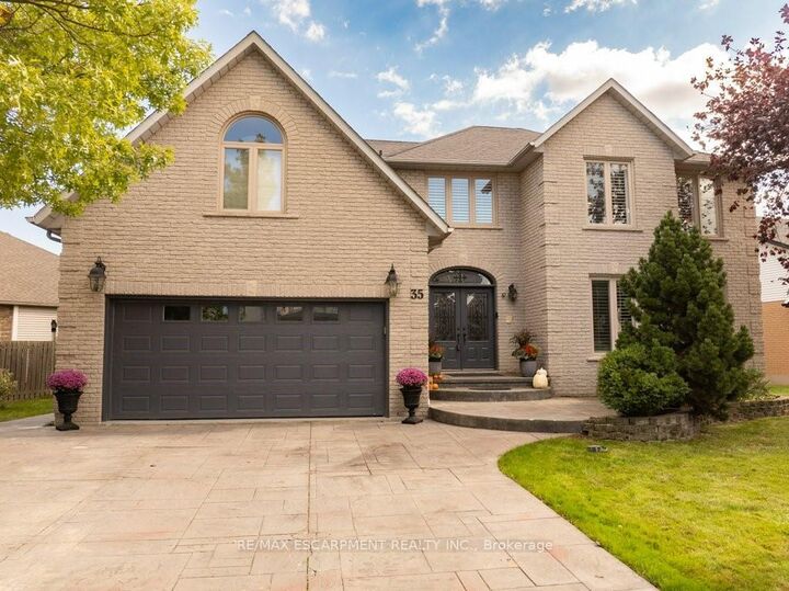 Property Photo: 35 Lido Drive ON L8E 5E8