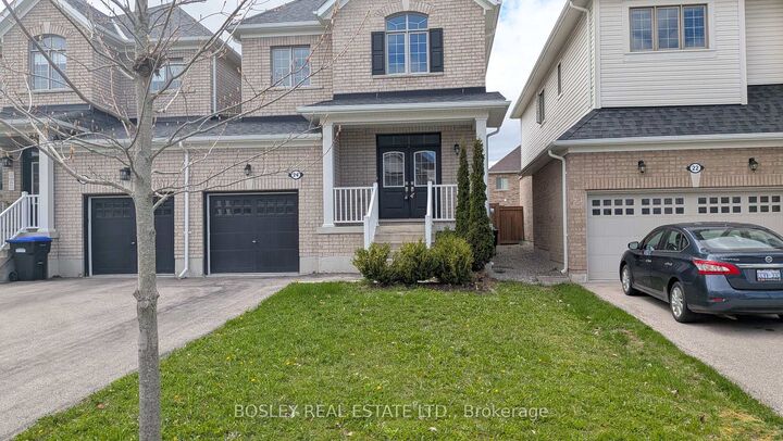 24 Schwalm Crescent — photo 1