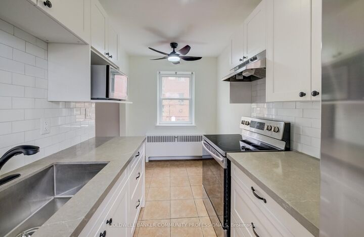Property Photo: 137 Emerald Street S ON L8N 2V4