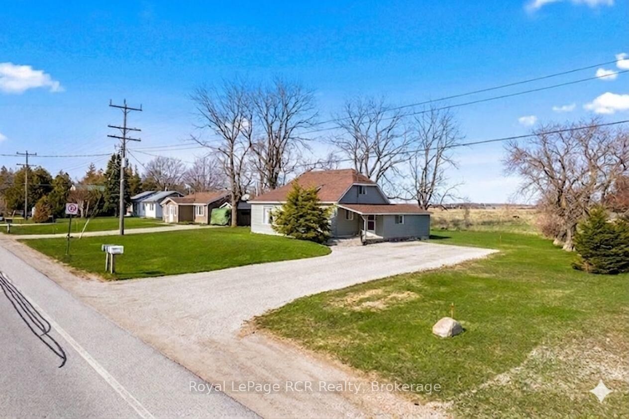 Property Photo: 2882 6 Highway ON N0H 1W0
