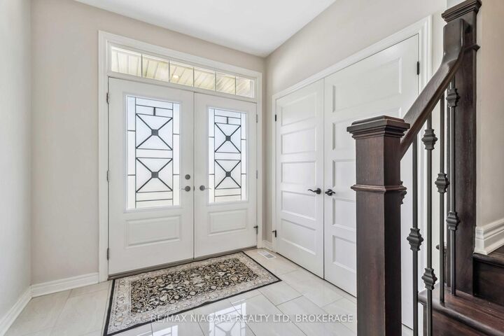 Property Photo: 1 Hopkins Street ON L2V 0E6