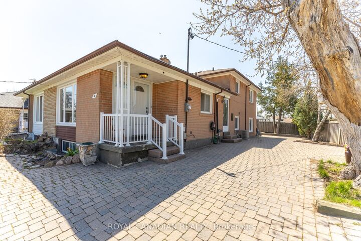 Property Photo: 16 Gambello Crescent ON M3J 1W3