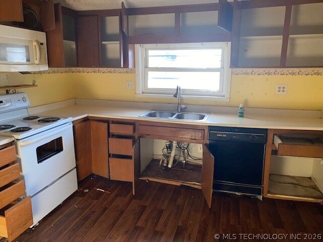 Property Photo:  2216 Sallie Street  OK 74403 