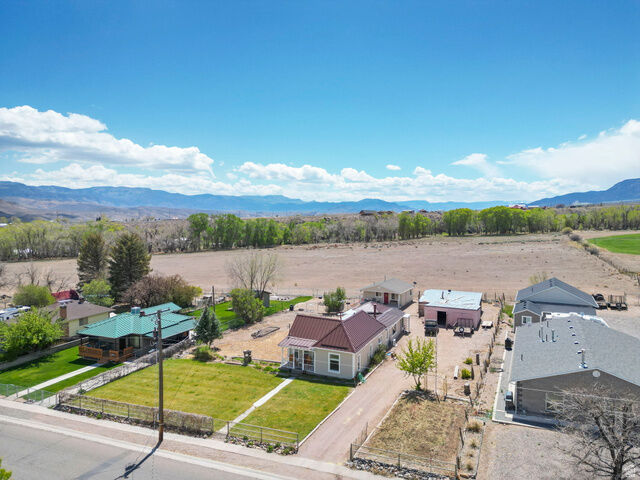 Property Photo:  499 W Center St  UT 84750 