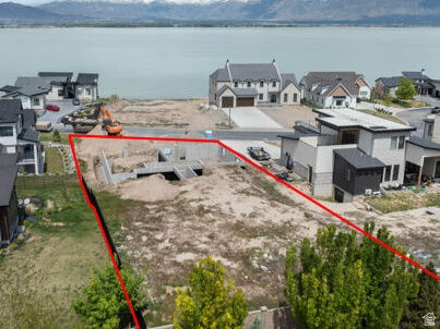 Property Photo:  1627 S Wiltshire Ln 103  UT 84045 