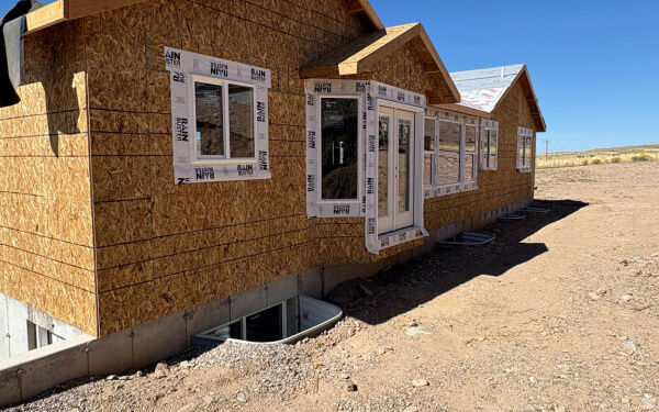 Property Photo:  1586 N 250 E  UT 84648 