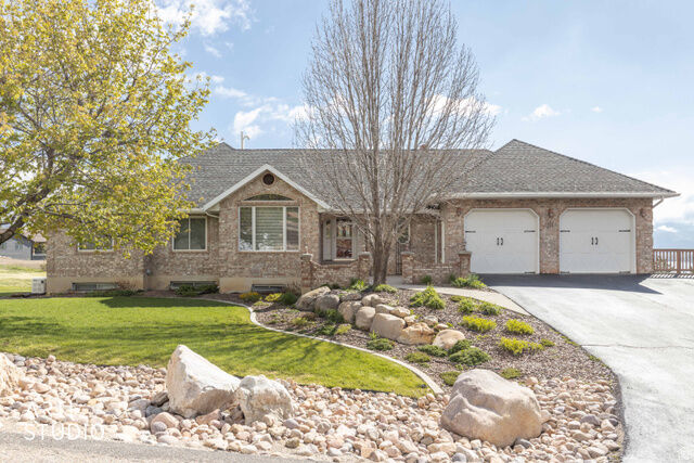 Property Photo:  652 N Radford Ln  UT 84310 