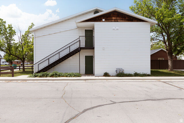 Property Photo:  260 W 400 N 1  UT 84057 