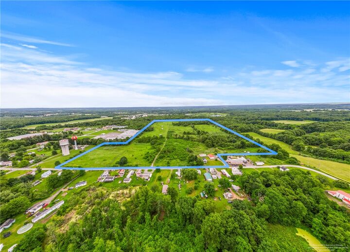 Property Photo:  318 Old Ash Rd  PA 16137 