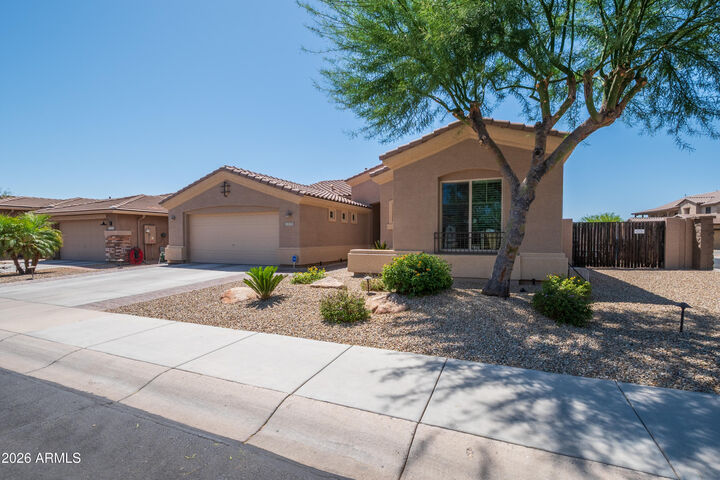 Property Photo:  18265 W Young Street  AZ 85388 
