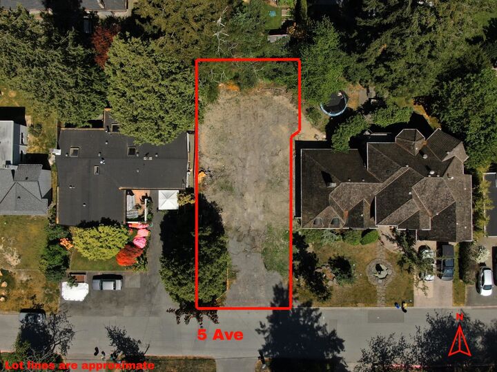 Property Photo: 4885 5 Avenue BC V4M 1J5