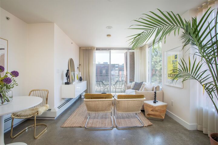 231 E Pender Street 307 — photo 1