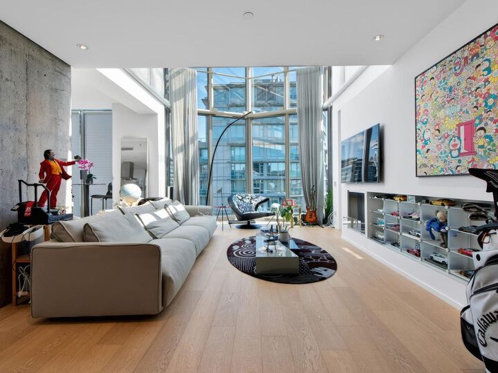 Property Photo:  889 Homer Street 2703  BC V6B 5S3 
