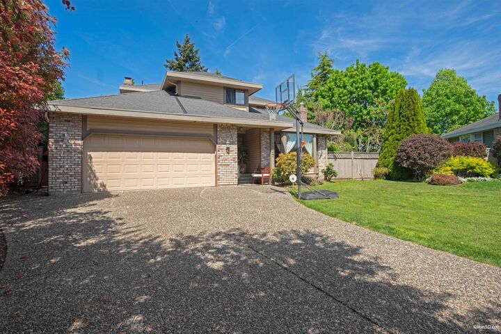 Property Photo: 14937 20A Avenue BC V4A 8G1
