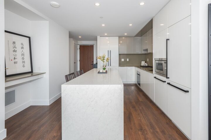 Property Photo: 4711 Hazel Street 2103 BC V5H 0J9