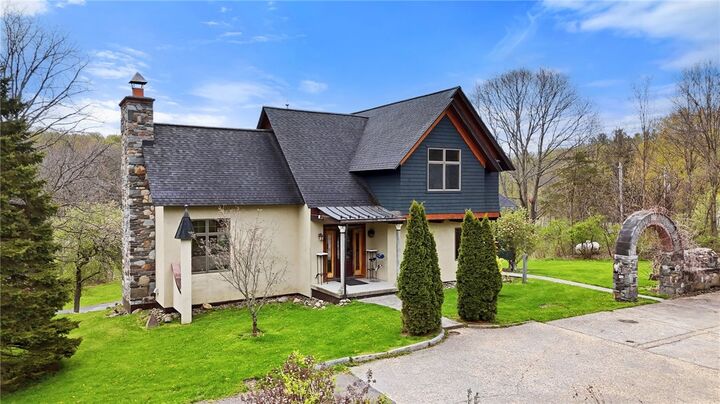 Property Photo:  3170 Taughannock Park Road  NY 14886 
