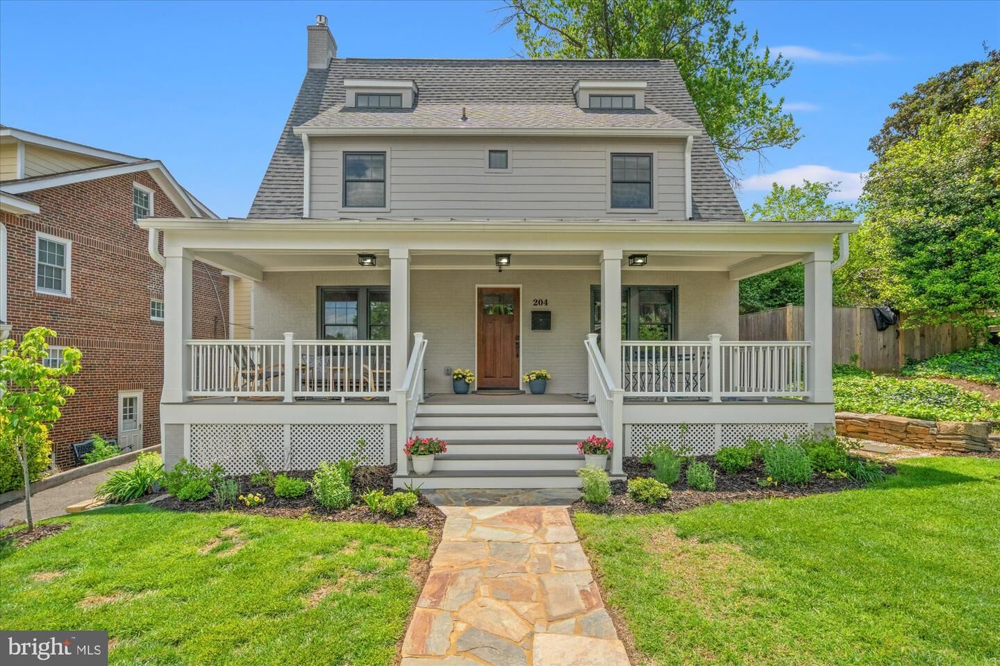 Property Photo:  204 Elm Street  VA 22301 