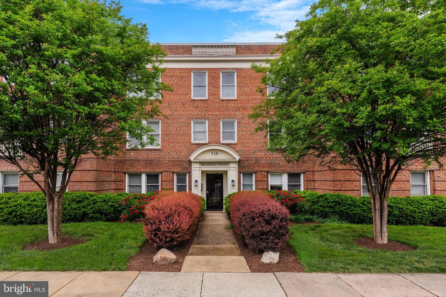 Property Photo:  719 S Saint Asaph Street 301  VA 22314 