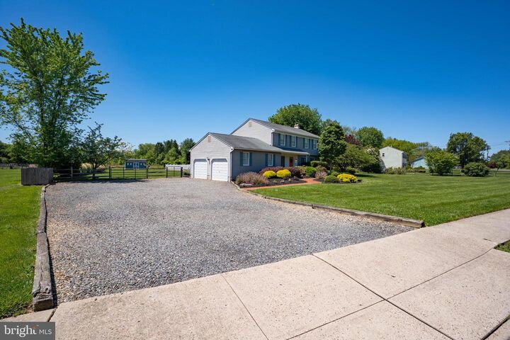 Property Photo:  935 N Island Road  NJ 08022 