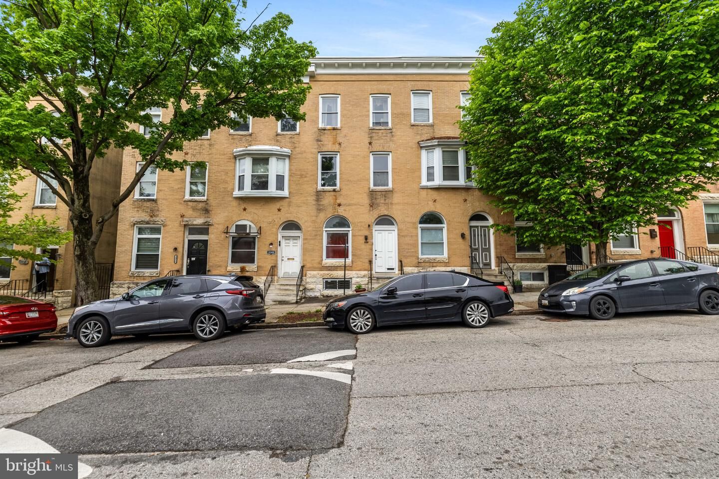 Property Photo:  2050 Linden B  MD 21217 