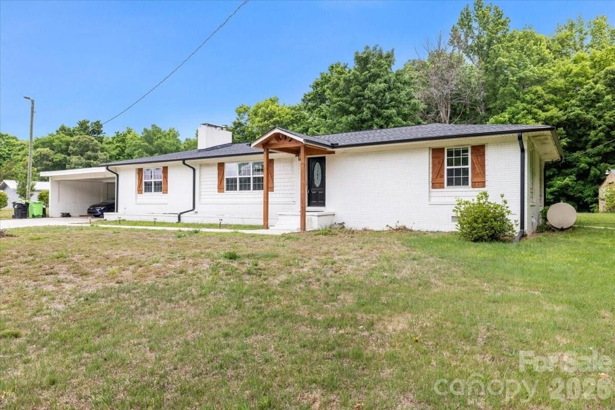 Property Photo:  691 Rich Hilton Road  NC 27360 
