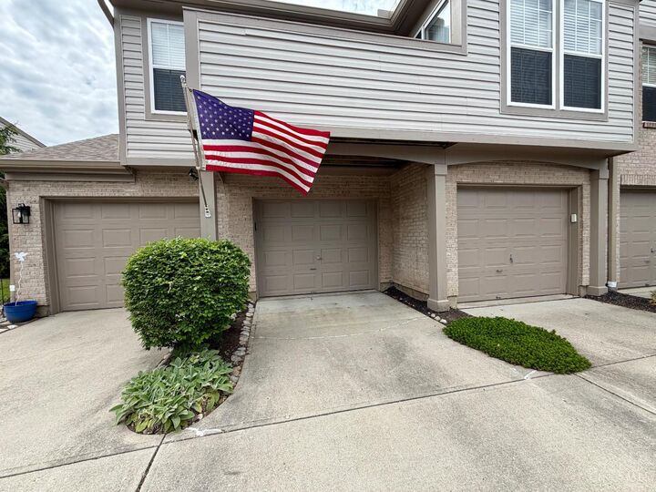 Property Photo:  9941 Edgewood Lane  OH 45241 