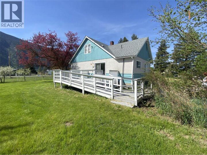 Property Photo: 555 Carson Road BC V0H 1H4