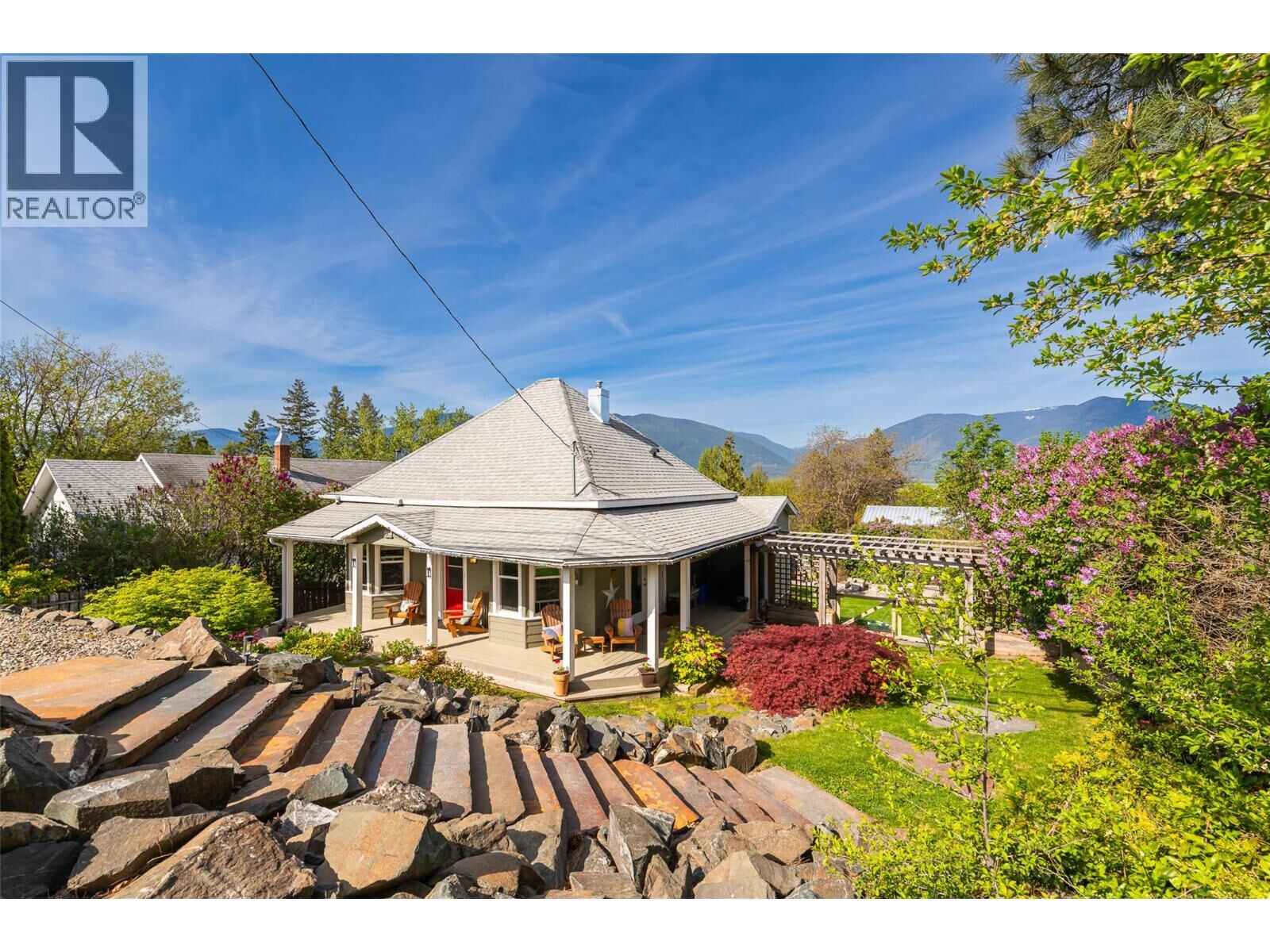 Photo de la propriété:  225 8th Avenue South  BC V0B 1G3 