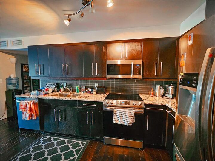 Photo de la propriété: 235 Bridgeland Drive MB R3Y 0T7