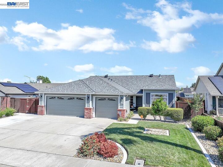 Property Photo:  2294 El Monte Dr  CA 94561 