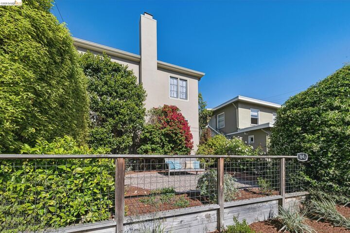 Property Photo:  1643 Walnut St  CA 94709 