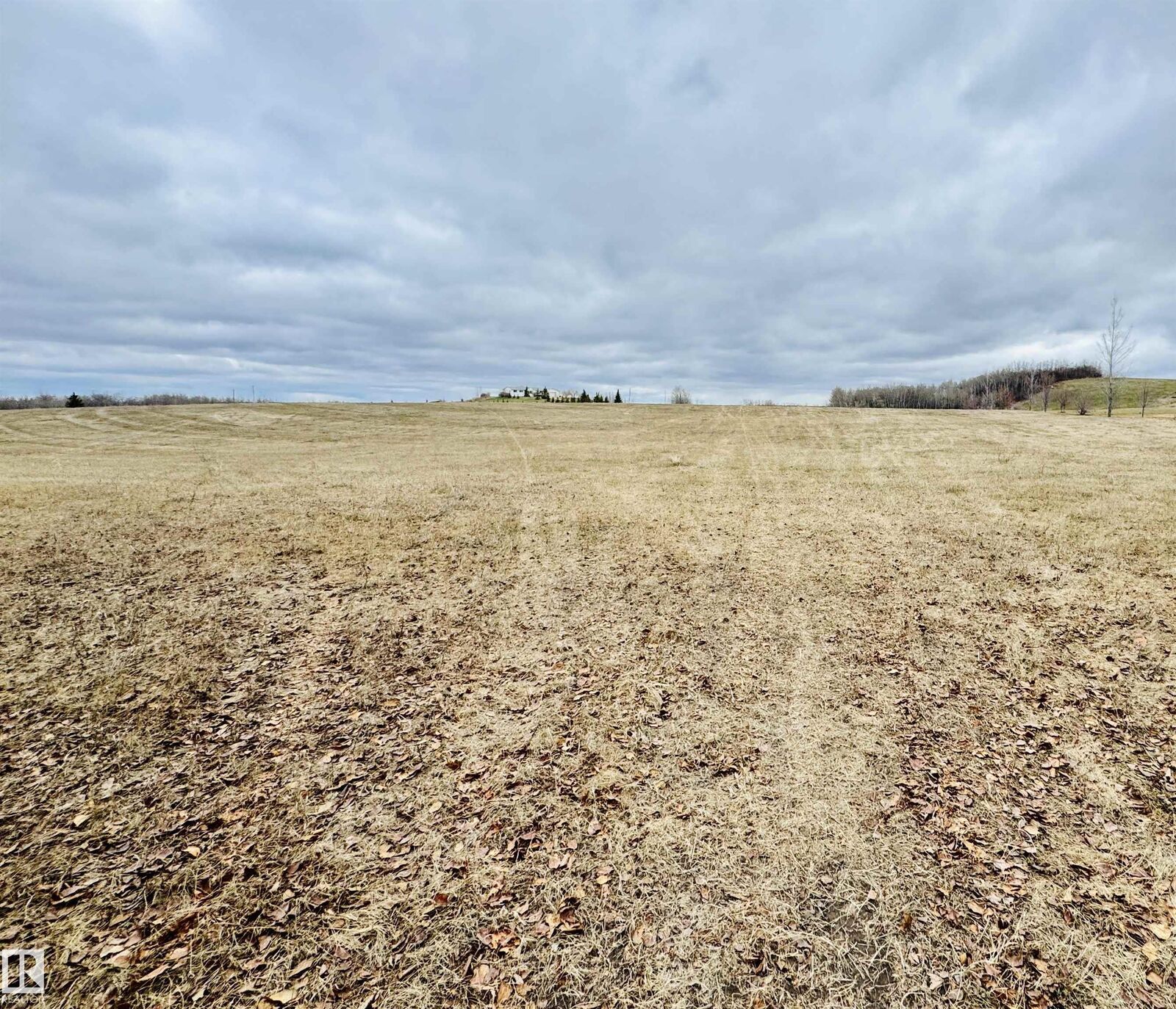 Property Photo:  122 9125 Twp Rd 574  AB T0A 3A0 