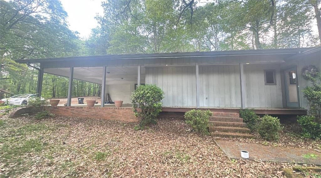Property Photo:  1988 Rockdale Circle  GA 30078 