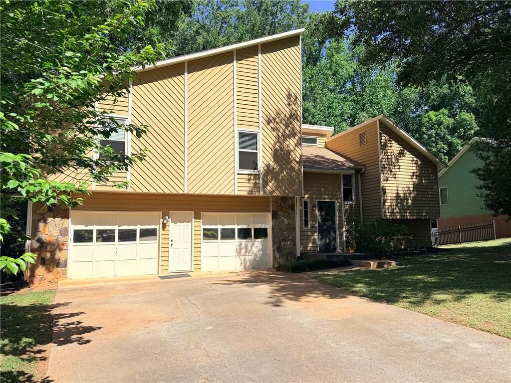 Property Photo:  284 Angla Drive SE  GA 30082 