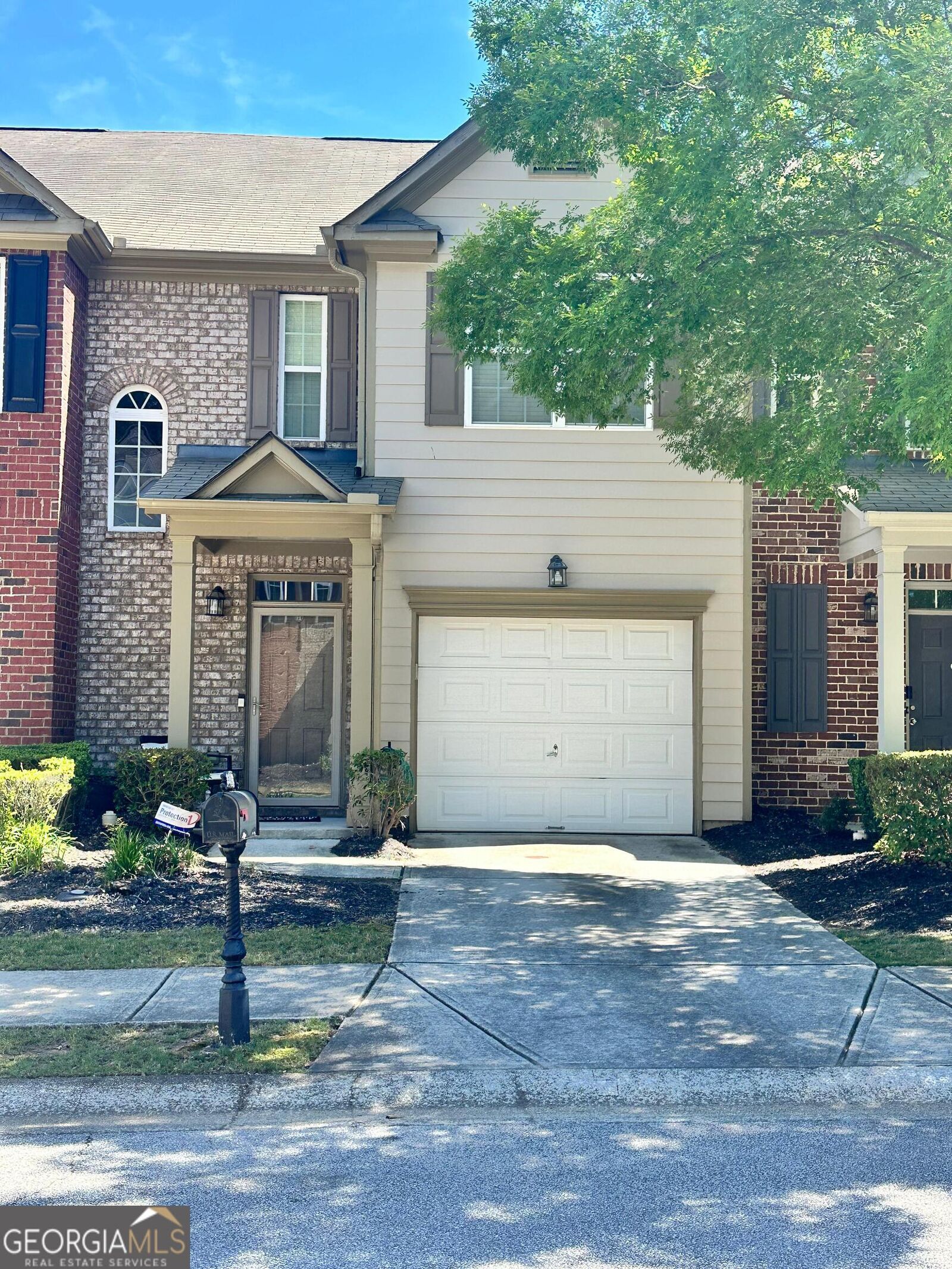 Property Photo: 3358 Thornbridge Drive GA 30127