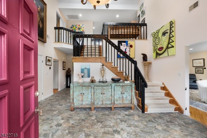 Property Photo:  4 Chadwick Ct  NJ 07834 