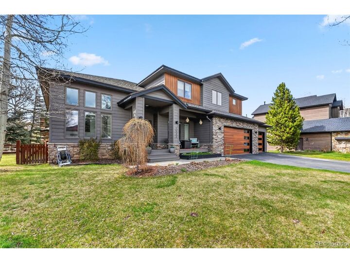 Property Photo:  1532 Legend Lake Cir  CO 80498 