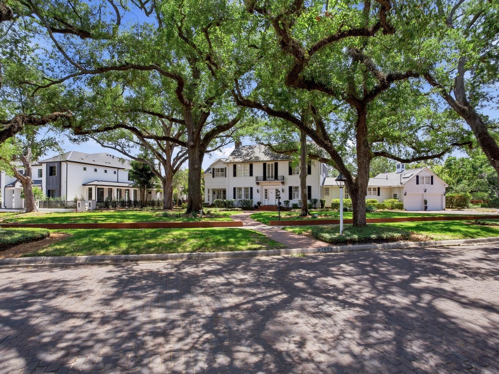 Property Photo:  3424 Jean Circle  FL 33629 