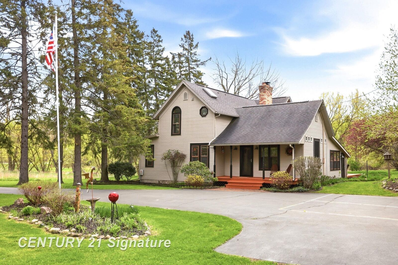 Property Photo:  4815 N Hemlock Road  MI 48626 