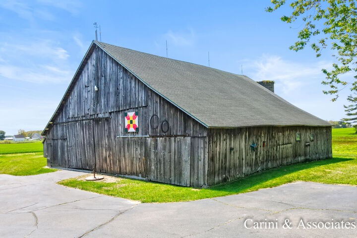 Property Photo:  8331 112th Avenue  MI 49460 