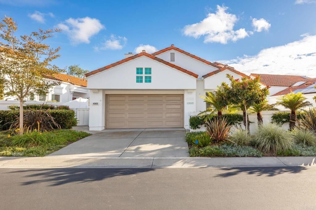 Property Photo:  4969 Lamia Way  CA 92056 