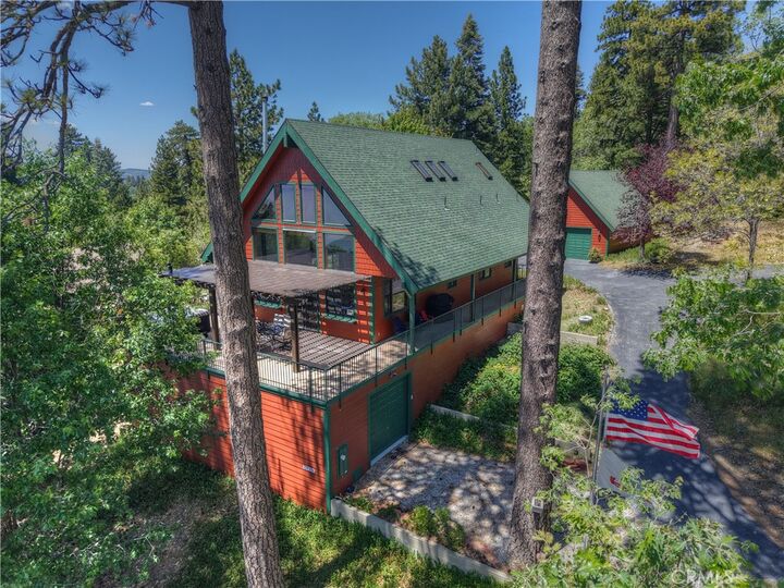 Property Photo:  30 Park Drive  CA 92382 