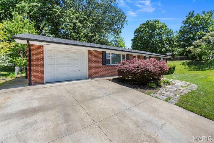 Property Photo:  1420 Blue Ridge Road  MO 63701 