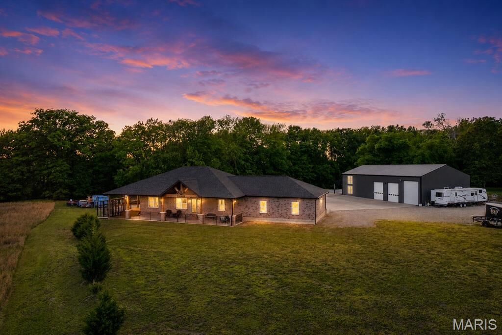 Property Photo:  241 County Road 226  MO 63701 