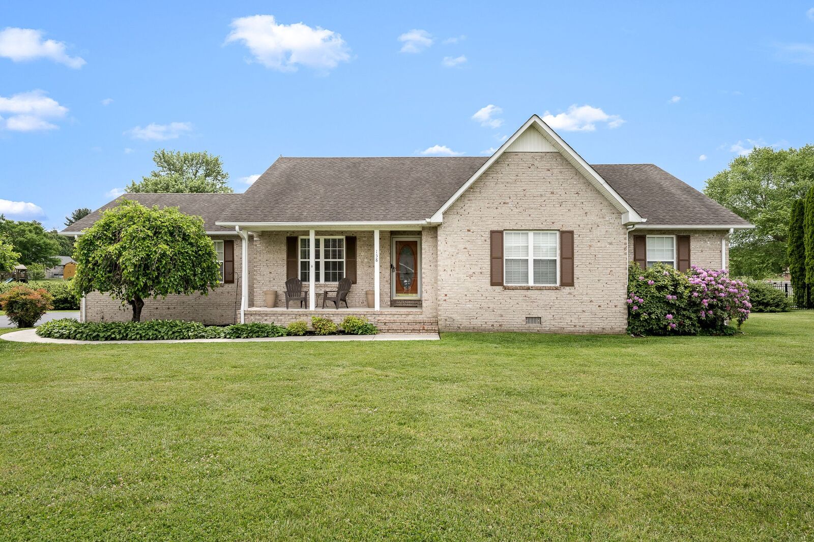 Property Photo:  158 Courtnea Ln  TN 37355 