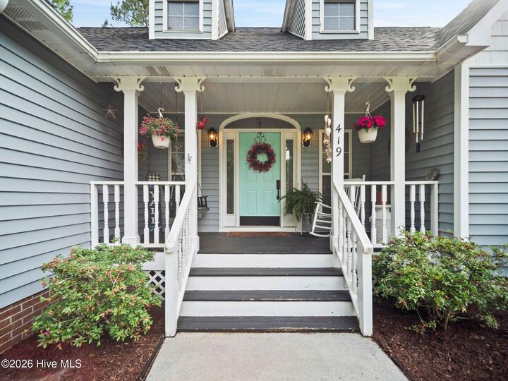 Property Photo: 419 Riverside Lane NC 28582