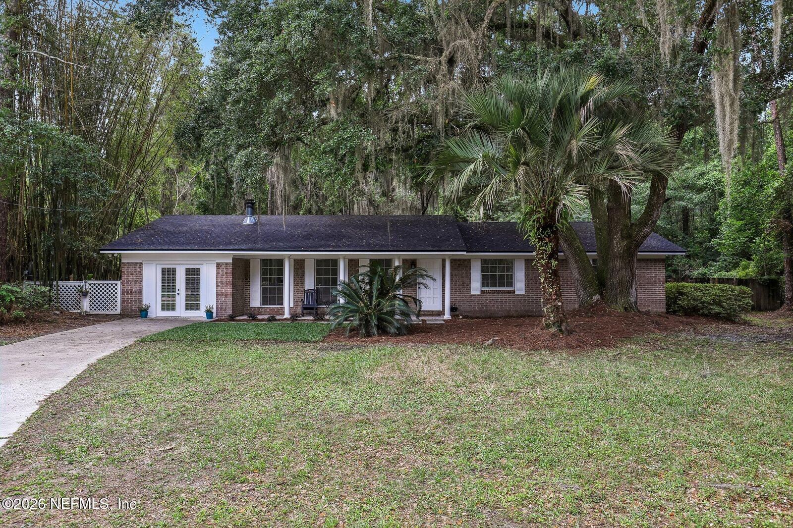Property Photo:  1315 River Court  FL 32043 