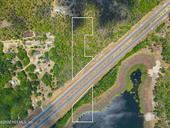 Property Photo:  1668 State Road 20  FL 32640 
